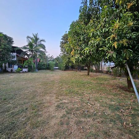 Patil'S Greenwoods Farmhouse Navi Mumbai Bagian luar foto